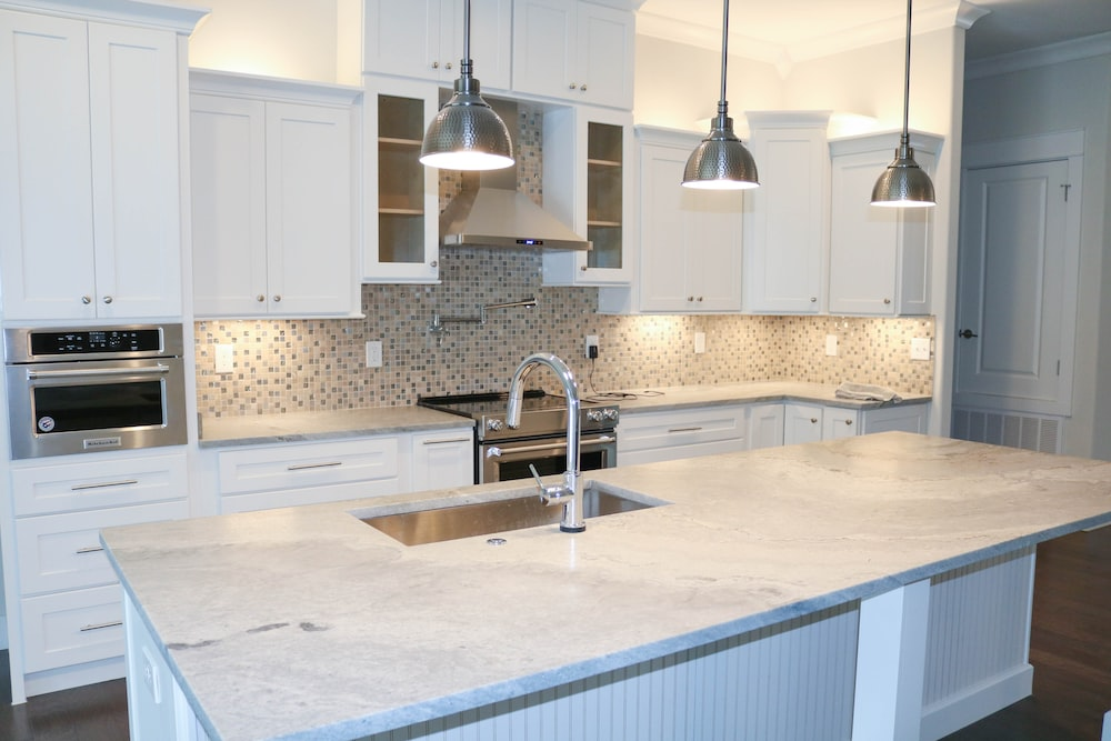 Read more about the article The Dos and Don’ts of Using Marble Countertops