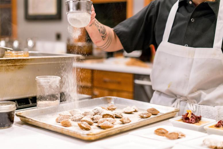 Read more about the article The Best Countertops for Bakers and a Cookie Recipe for The Whole Family
