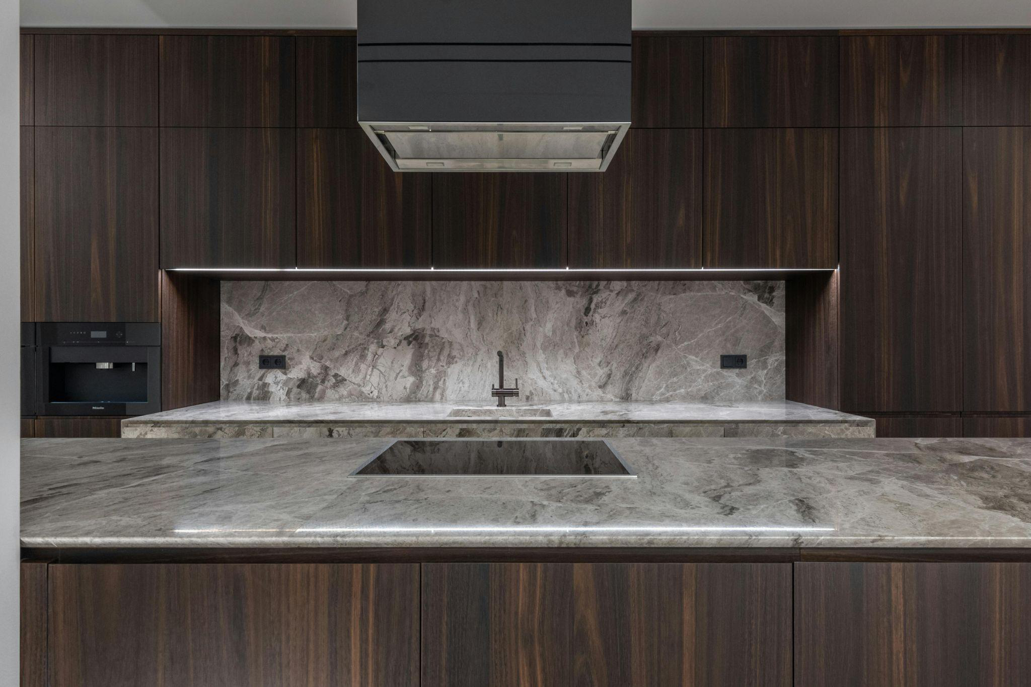 Read more about the article How to Maintain Your Marble Countertops for Long-Lasting Beauty